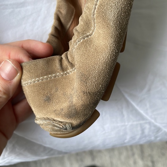 Prada suede moccasins - beige, gold accent. IT40 - Picture 9 of 9